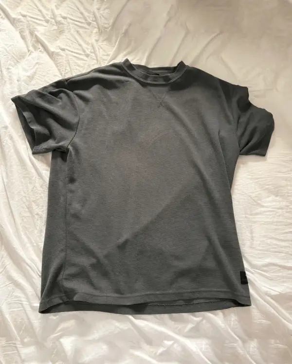 قبل – منشئ هوية العلامة التجارية